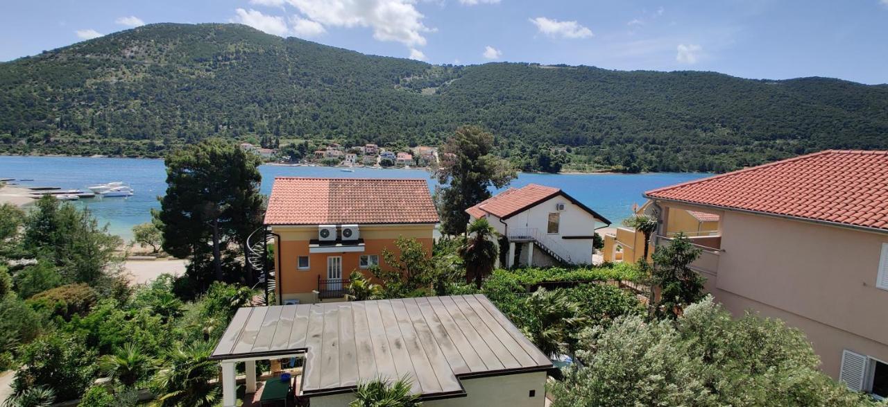 Apartmani Grebaštica Eksteriør billede