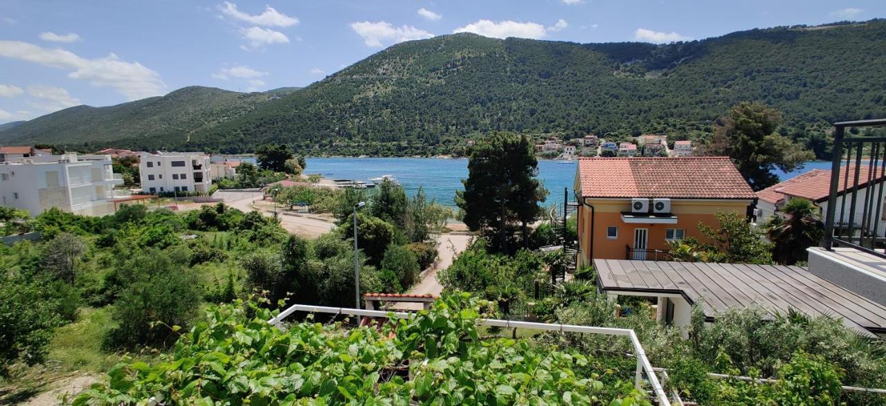 Apartmani Grebaštica Eksteriør billede