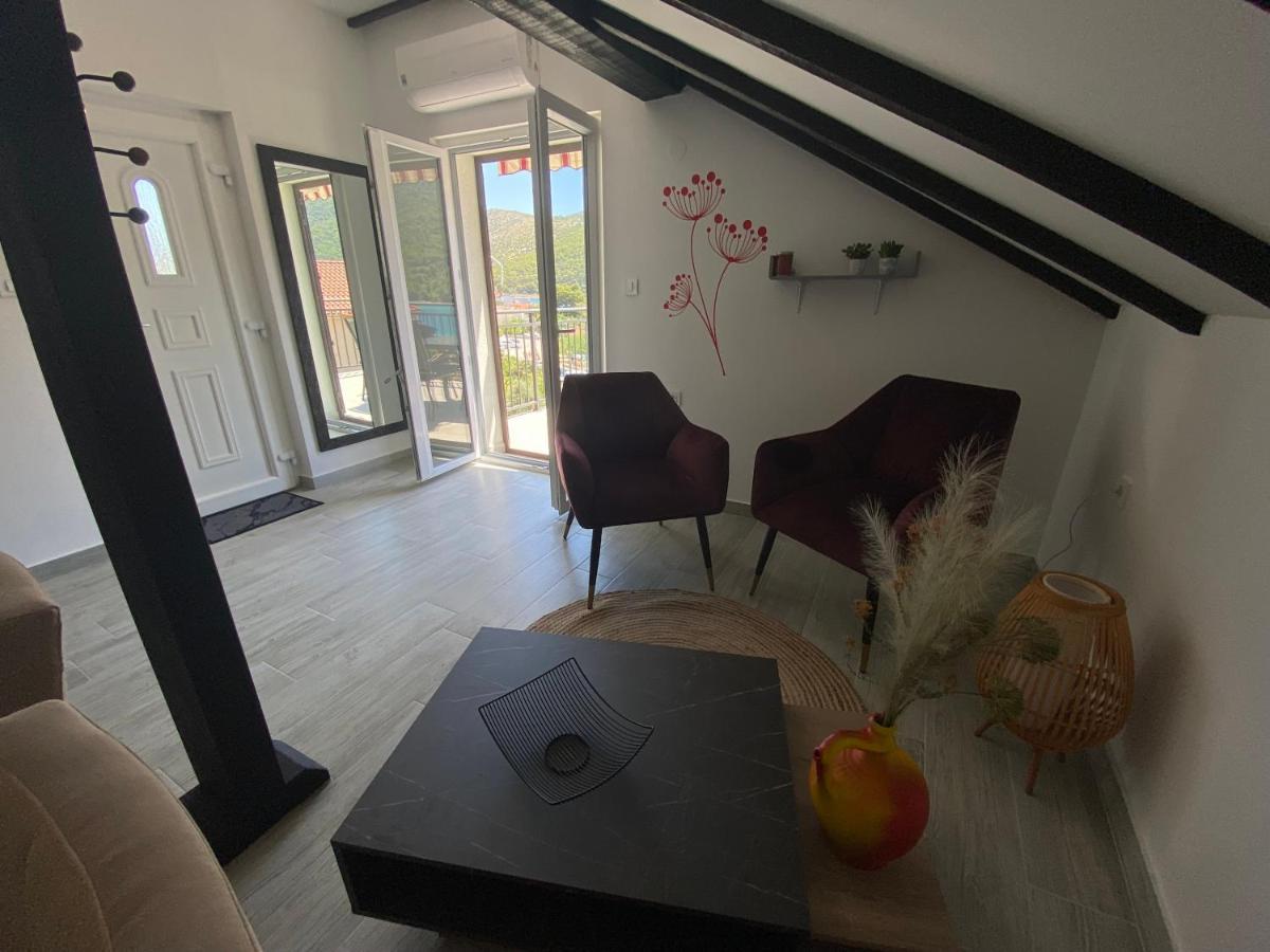 Apartmani Grebaštica Eksteriør billede