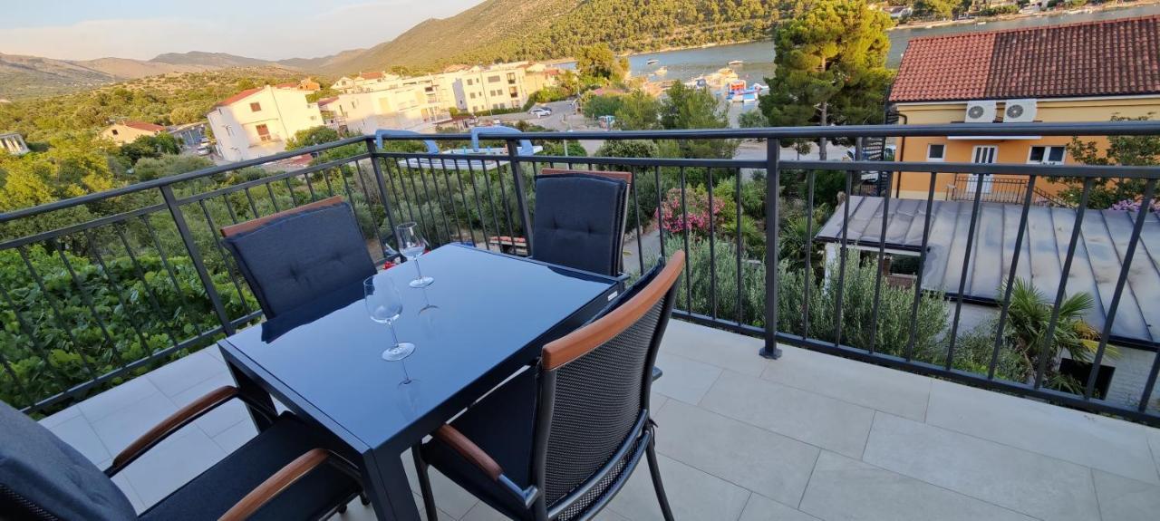 Apartmani Grebaštica Eksteriør billede