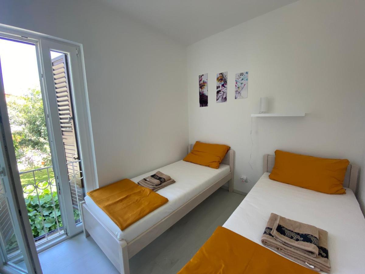 Apartmani Grebaštica Eksteriør billede