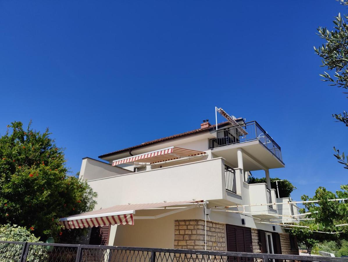 Apartmani Grebaštica Eksteriør billede